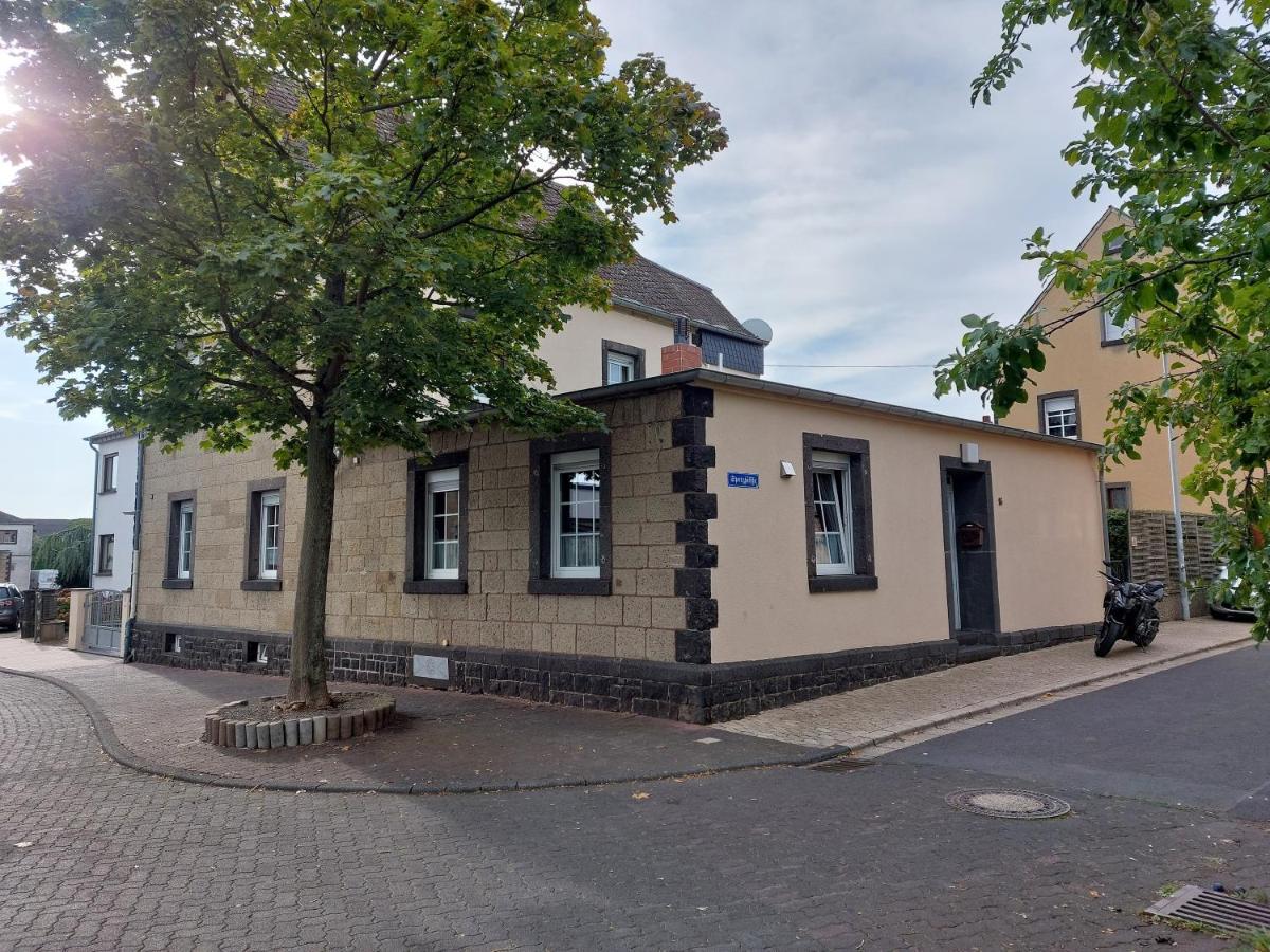 Zum Laacher Apartment